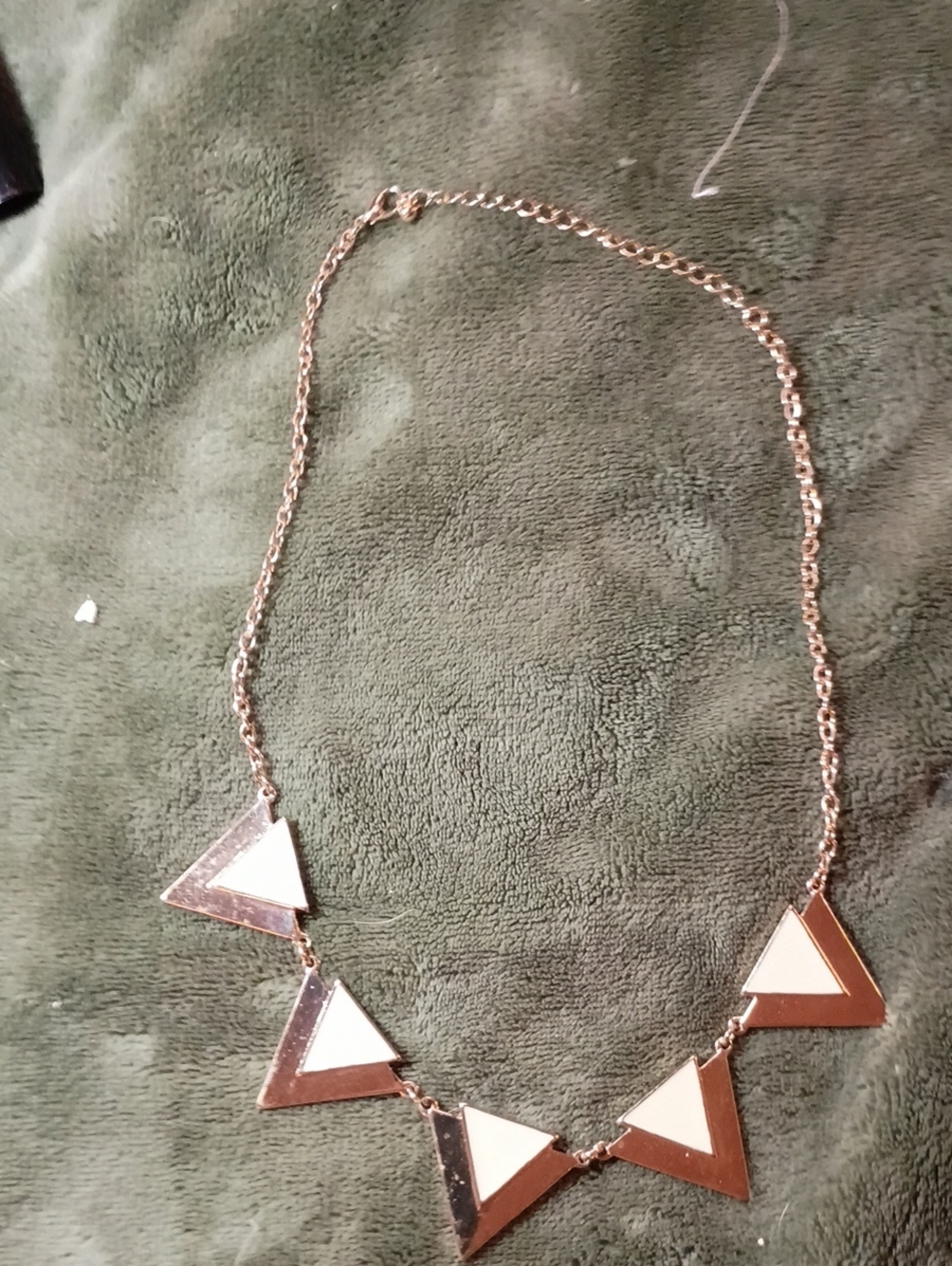 Source Unknown Rose Gold Triangular Link Necklace